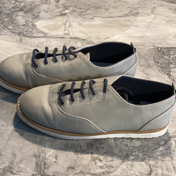 Zara kids shoes Sz: 2 - Picture 1 of 4